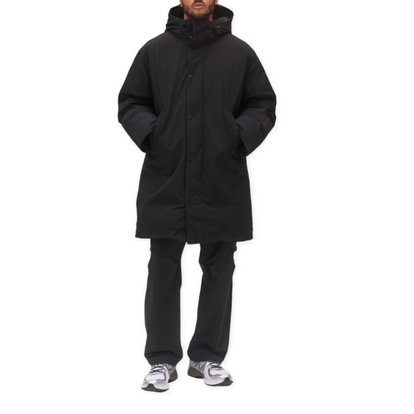 REIGNING CHAMP Tech Nylon Sideline Down Jacket